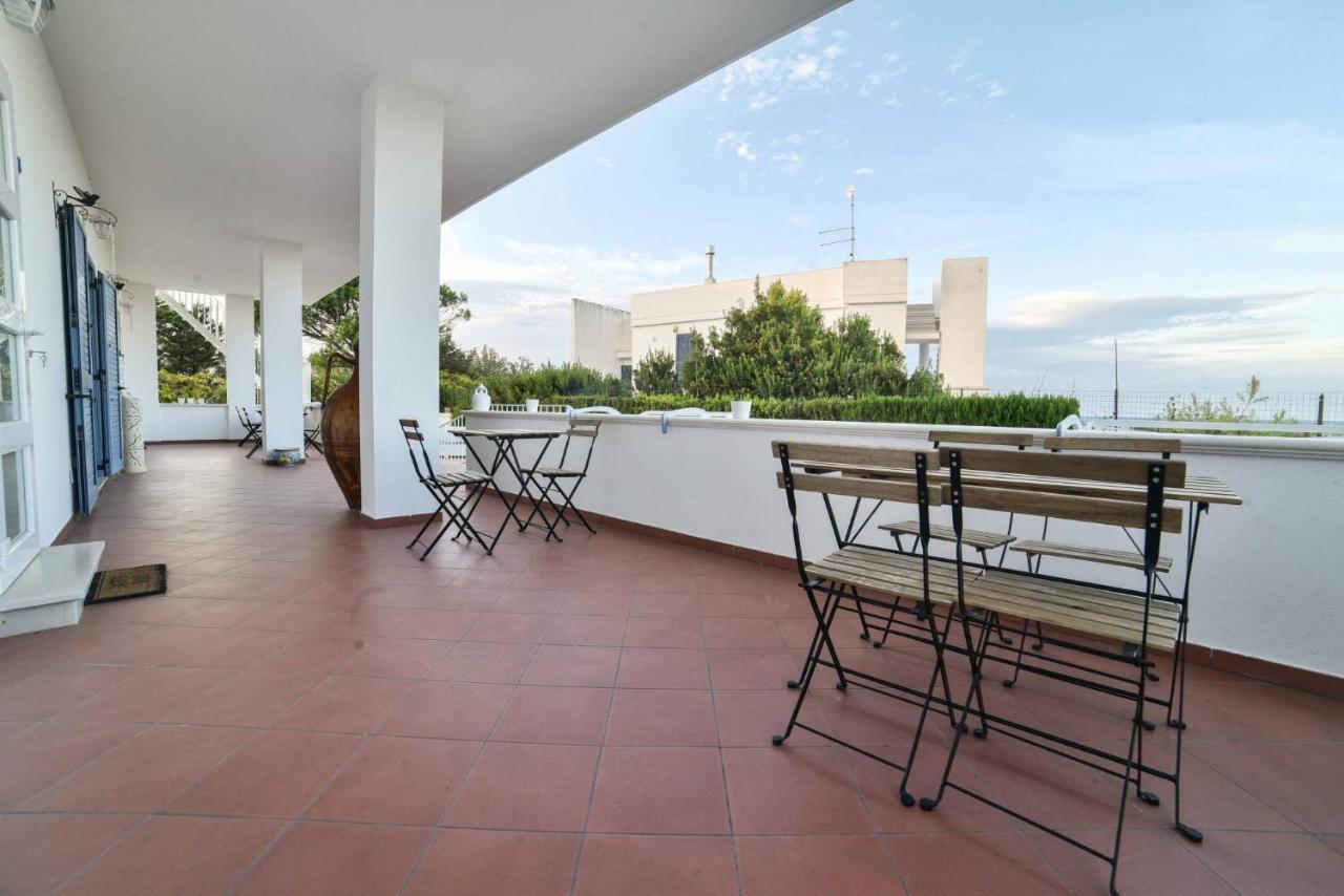 La Caletta Bed And Breakfast Torre Santa Sabina Kültér fotó
