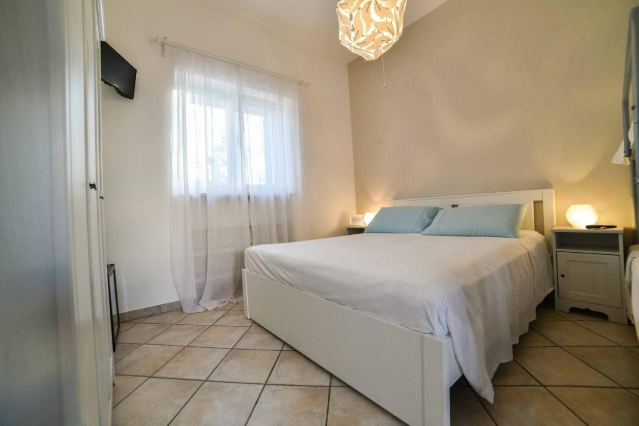 La Caletta Bed And Breakfast Torre Santa Sabina Kültér fotó
