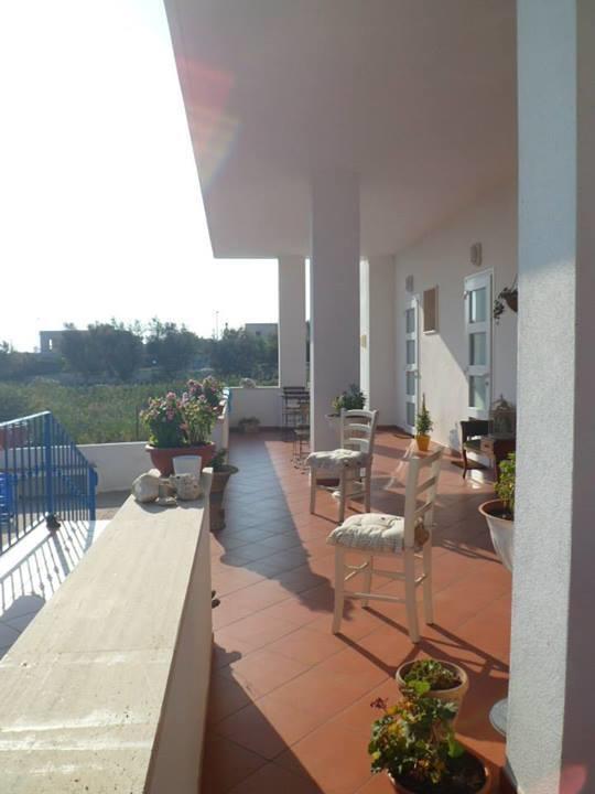 La Caletta Bed And Breakfast Torre Santa Sabina Kültér fotó